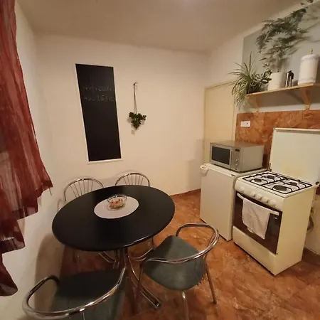 Elefantos Apartman Kaposvar Exterior photo