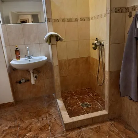 Elefantos Apartman Kaposvar Exterior photo